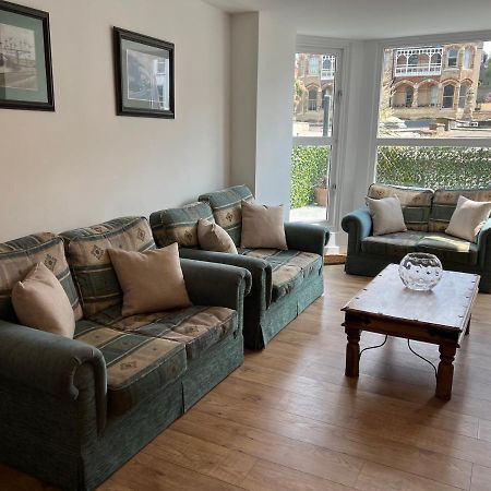 Beautiful Apartment,No 1, With Parking Ilfracombe Exterior photo