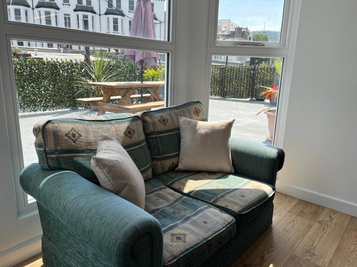 Beautiful Apartment,No 1, With Parking Ilfracombe Exterior photo