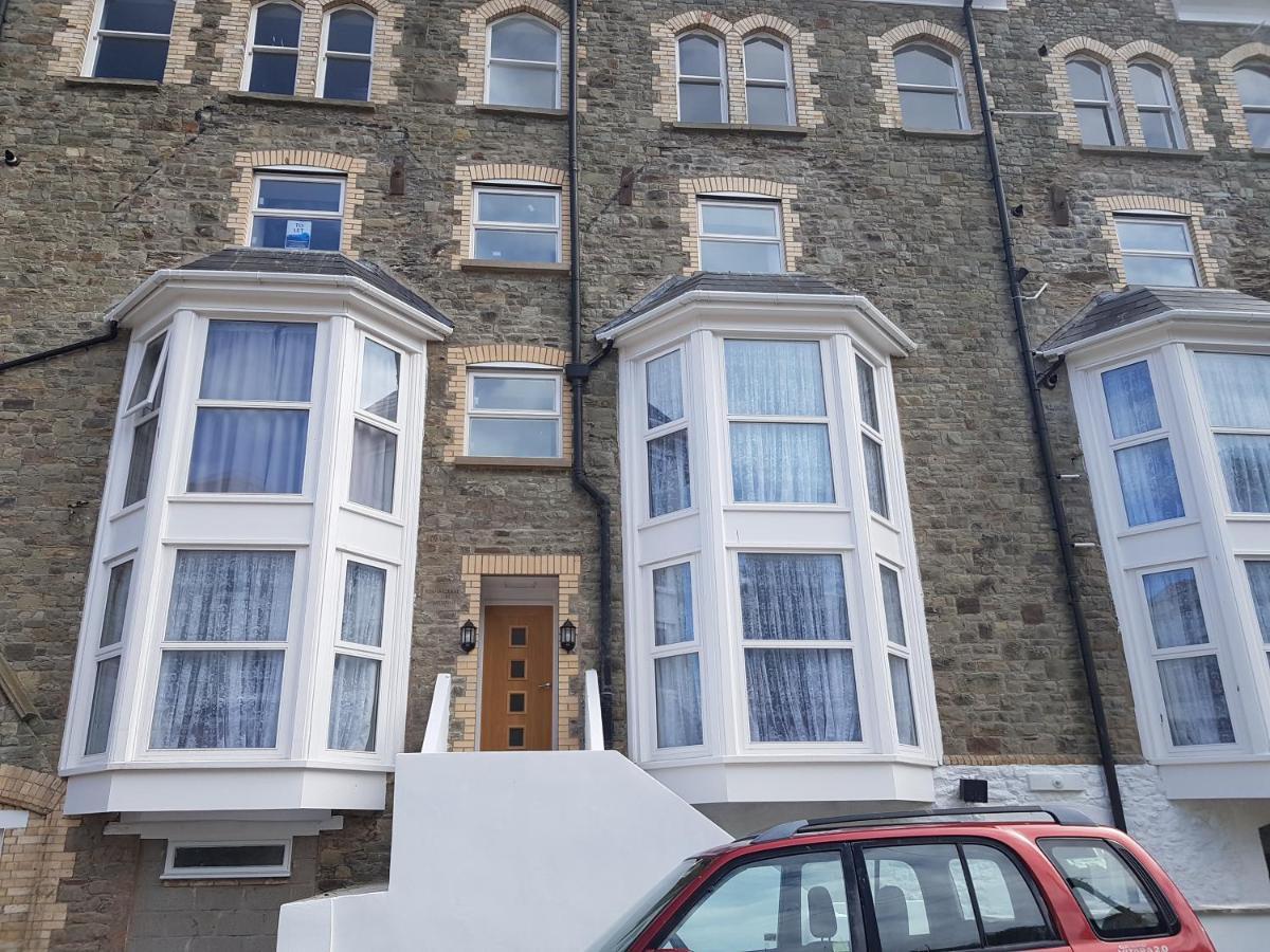 Beautiful Apartment,No 1, With Parking Ilfracombe Exterior photo